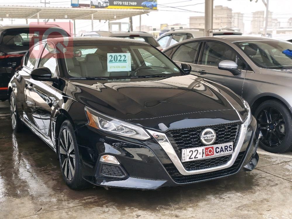 نيسان ألتيما